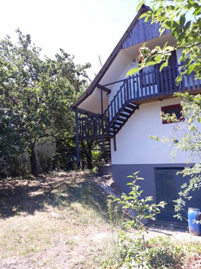 Nefelejcs Apartman Fertohomok Exterior photo