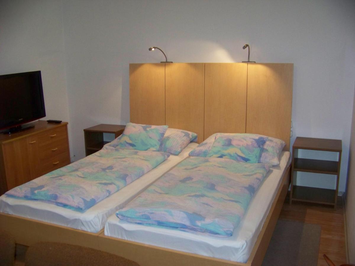 Nefelejcs Apartman Fertohomok Exterior photo